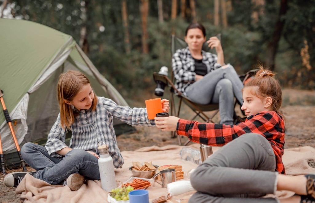 fun outdoor family camping activities
