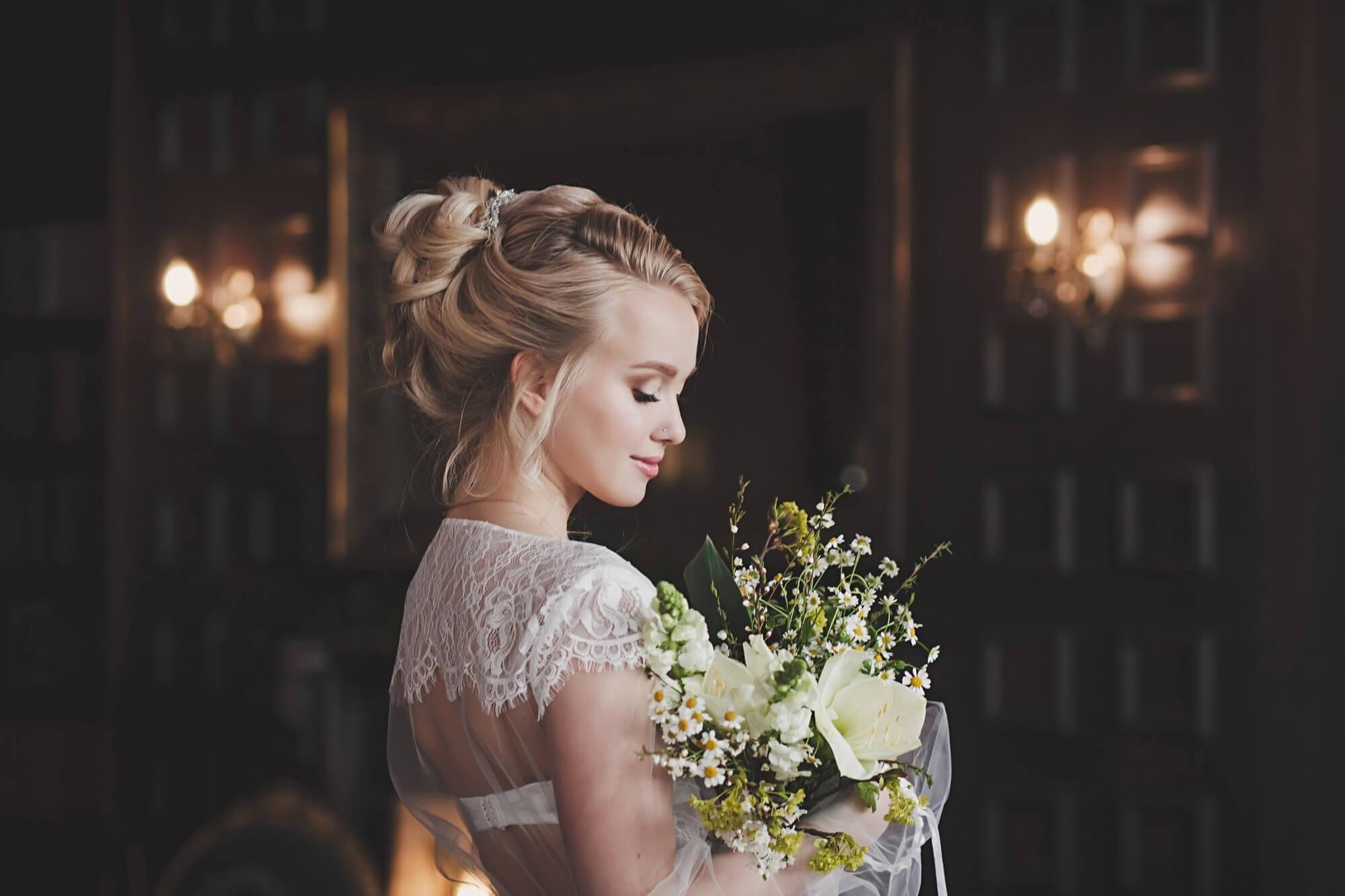 10 Wedding Makeup Looks and Ideas for Every Kind of Bride