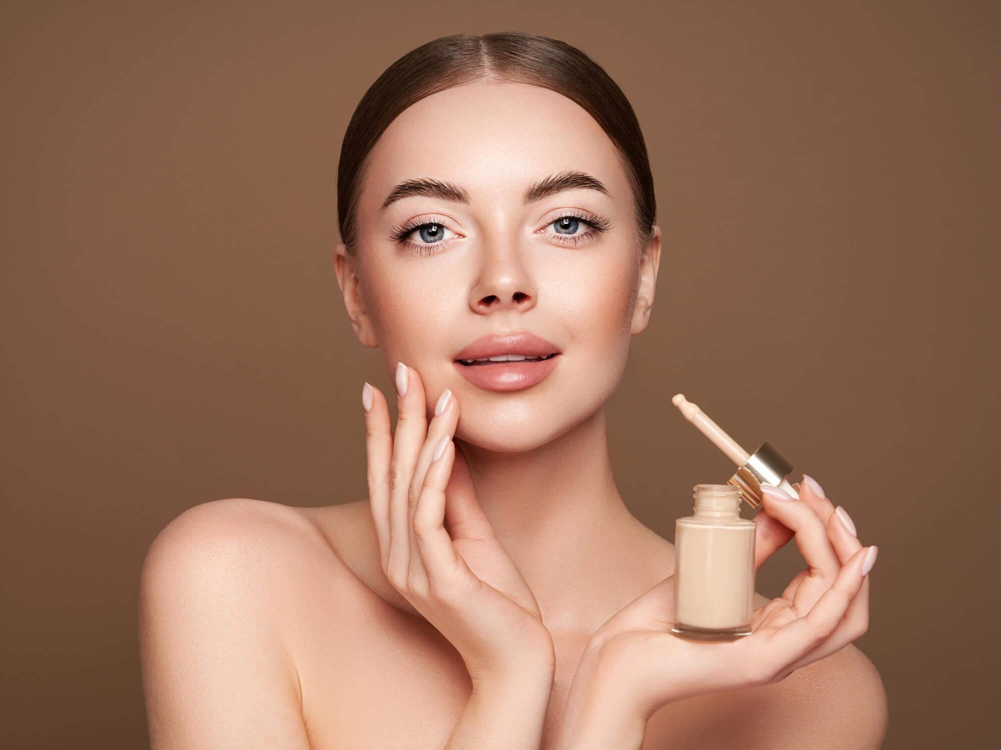 8 Best Foundation for Dry Skin to Avoid a Cakey Look